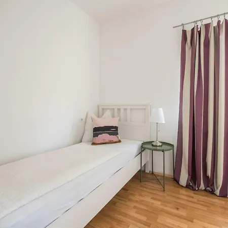 Rosenhof Guest house *