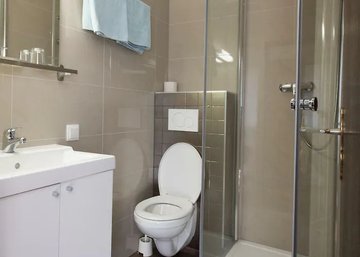 Rosenhof Gæstehus 3*